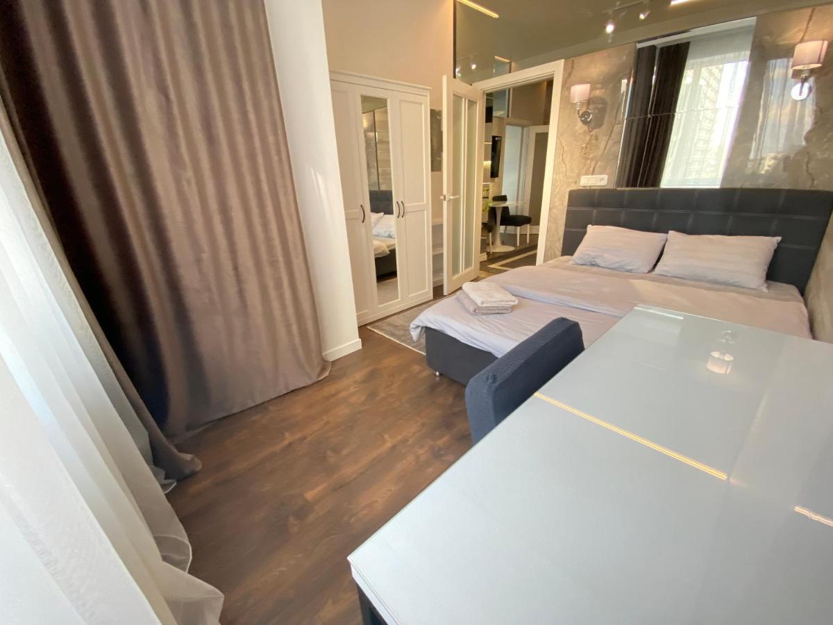 Rentnow Modern Lux Apartment In Centre キシナウ エクステリア 写真