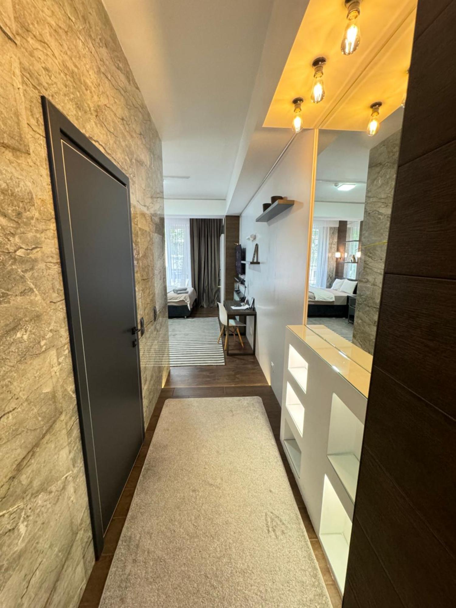 Rentnow Modern Lux Apartment In Centre キシナウ エクステリア 写真